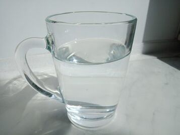 Alkotox cai em um copo de água, experiência de uso do produto