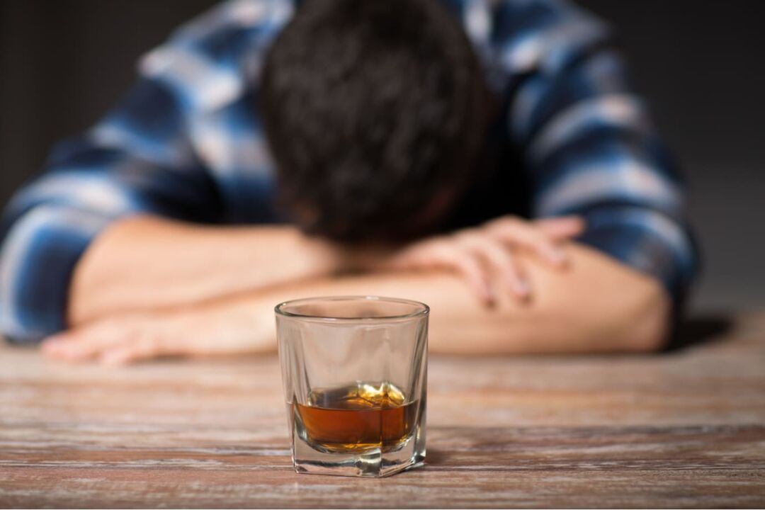 sonolência pode ser consequência da retirada abrupta do álcool